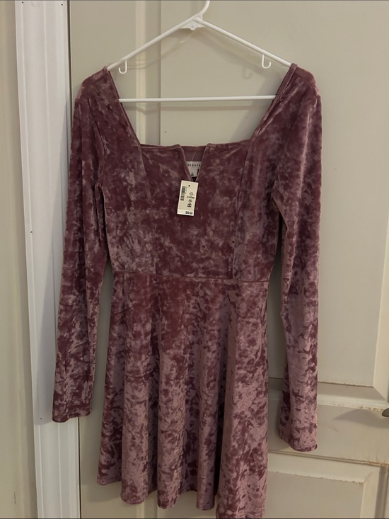 Aeropostale Dresses & Skirts - Y2K NWT Women's M Aeropostale Crushed Velvet Long-Sleeve Skater Dress - Mauve